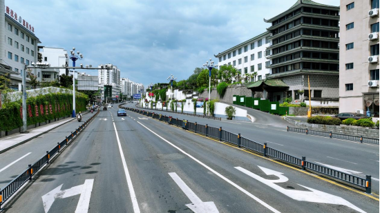 特色景区花箱护栏案例| 中国的自然奇迹与艺术灵感——黄山