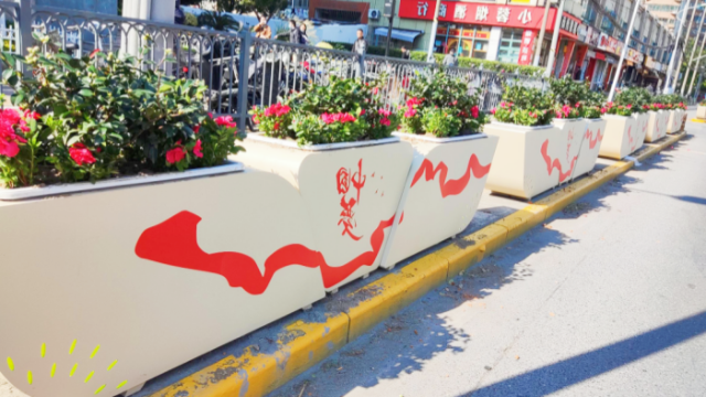 上海人行道景观花箱案例