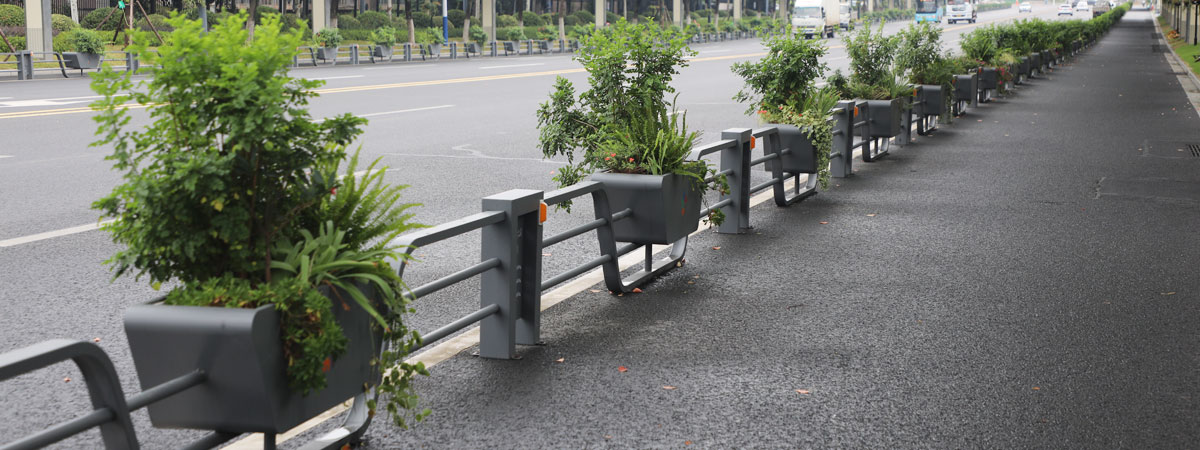 风生水起花箱护栏