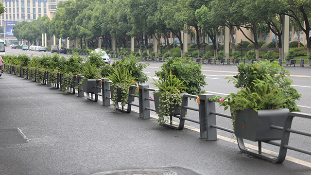 市政道路景观隔离花箱护栏