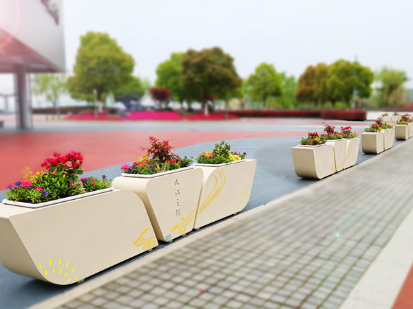 公园道路景观隔离