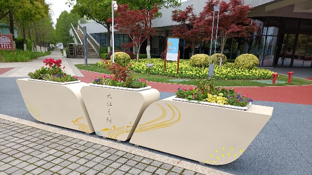江阴长江大保护展示馆组合花箱案例（朗汀“华彩绽放”）