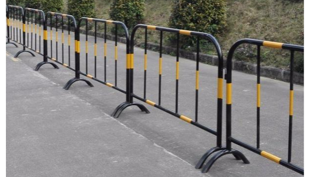 市政隔离花箱厂家直销｜替代传统护栏 提升街区形象